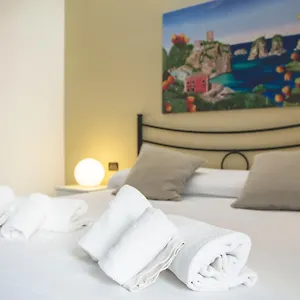 Apartman Pietranera, Catania-Fontanarossai nemzetközi repülőtér