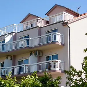 hotellátogatás